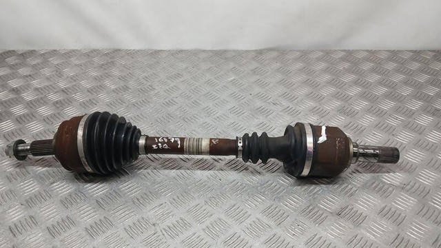 Półoś napędowa przednia lewa 8200500684 RENAULT