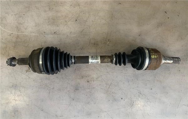 Półoś napędowa przednia lewa 8200500684 RENAULT