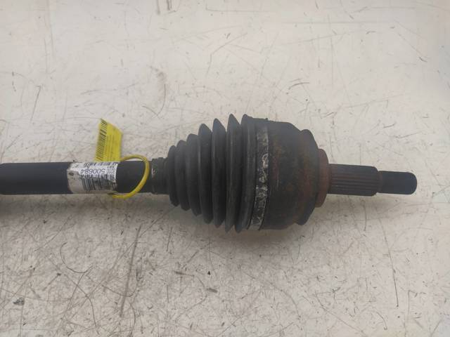 Półoś napędowa przednia lewa 8200500684 RENAULT