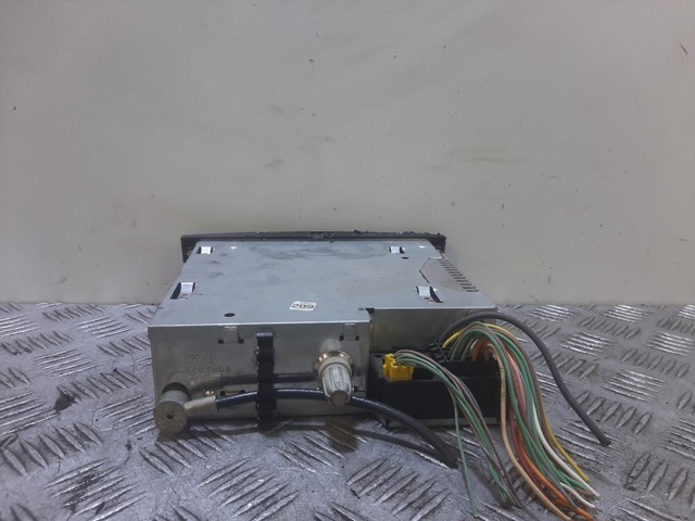 Radioodtwarzacz (radio AM/FM) 8200505114 RENAULT