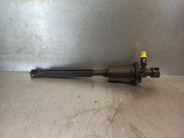 Cylinder sprzęgła główny 8200506488 OPEL