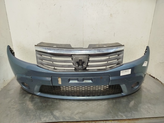 Zderzak przedni 8200526596 RENAULT