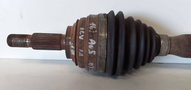 Półoś napędowa przednia lewa 8200531911 RENAULT