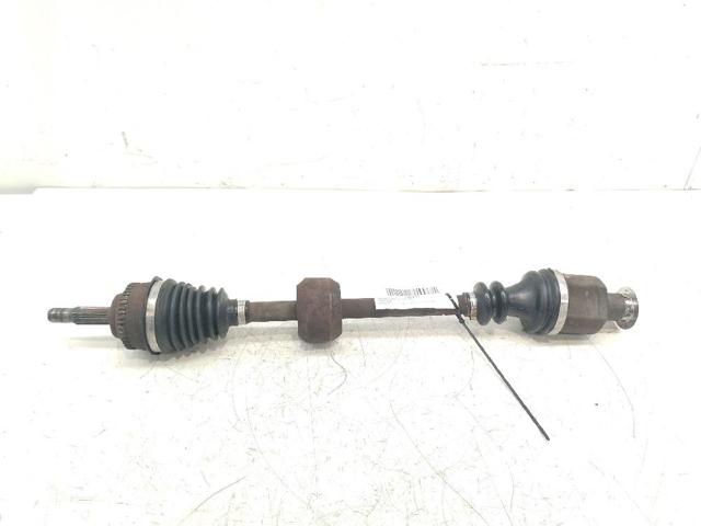 Półoś napędowa przednia prawa 8200534580 RENAULT