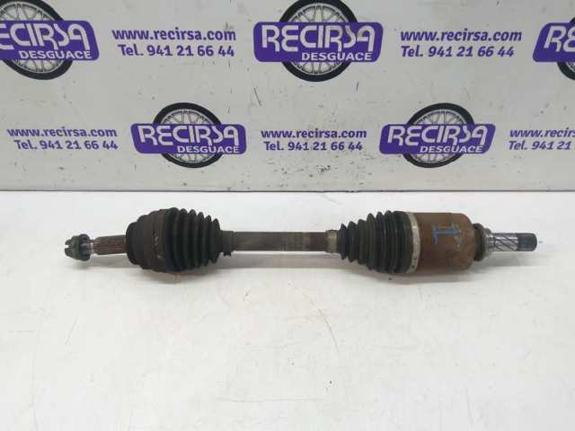 Półoś napędowa przednia lewa 8200535799 RENAULT