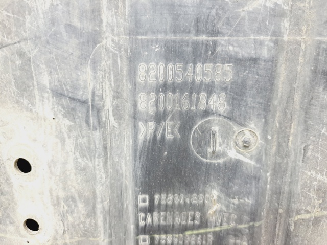 Wygluszenie maski Renault Modus JP0