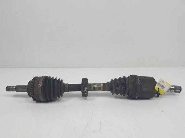 Półoś napędowa przednia lewa 8200543868 RENAULT