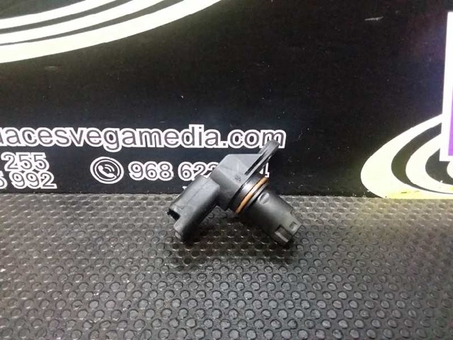 Czujnik położenia wałka rozrządu 8200567414 RENAULT