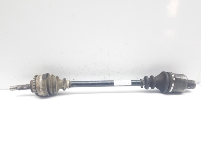 Półoś napędowa przednia prawa 8200571878 RENAULT