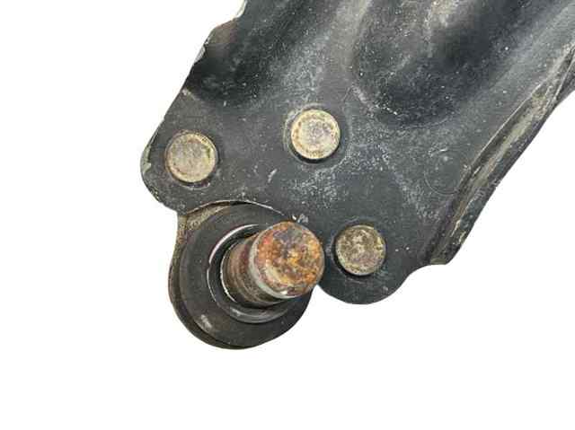 Wahacz zawieszenia przedniego dolny lewy 8200586561 RENAULT