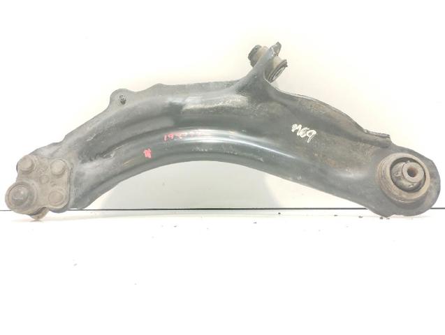 Wahacz zawieszenia przedniego dolny prawy 8200586567 RENAULT