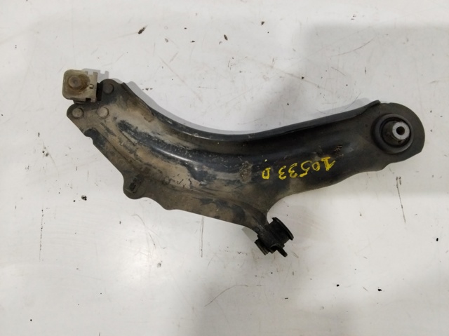 Wahacz zawieszenia przedniego dolny prawy 8200586567 RENAULT