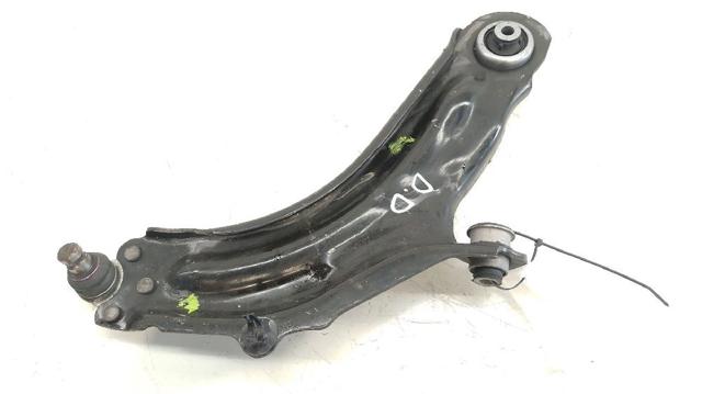 Wahacz zawieszenia przedniego dolny prawy 8200586567 RENAULT