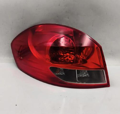 Lampa zespolona tylna lewa 8200586843 RENAULT