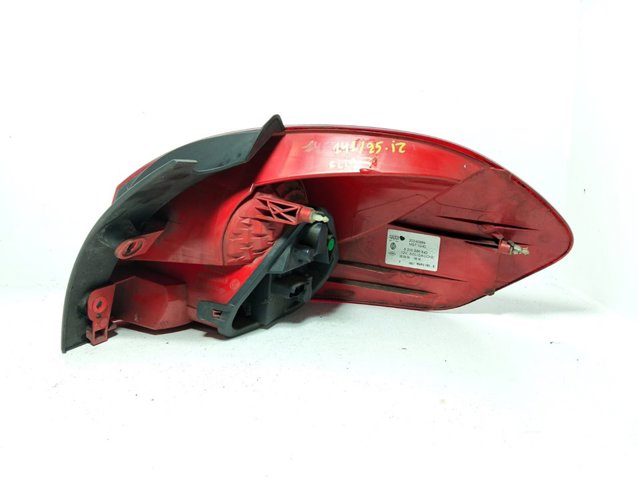 Lampa zespolona tylna lewa 8200586843 RENAULT