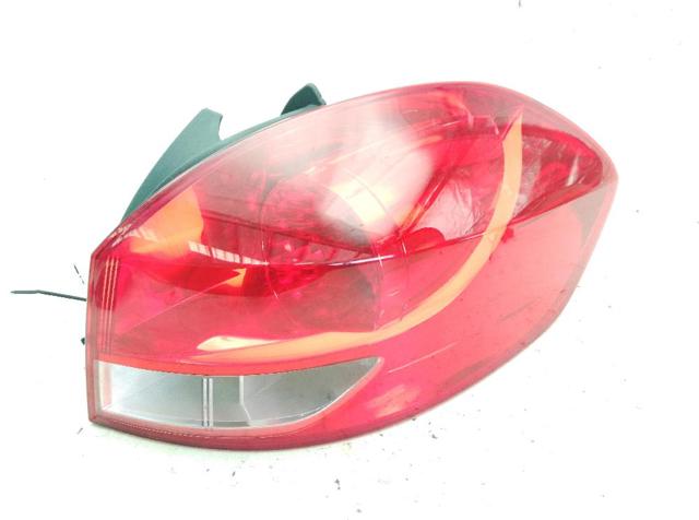 Lampa zespolona tylna prawa 8200586844 RENAULT