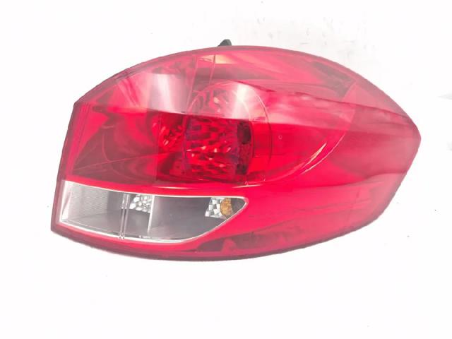 Lampa zespolona tylna prawa 8200586844 RENAULT