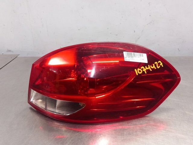 Lampa zespolona tylna prawa 8200586844 RENAULT