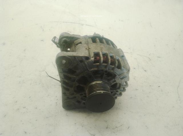 Alternator 8200590255 RENAULT