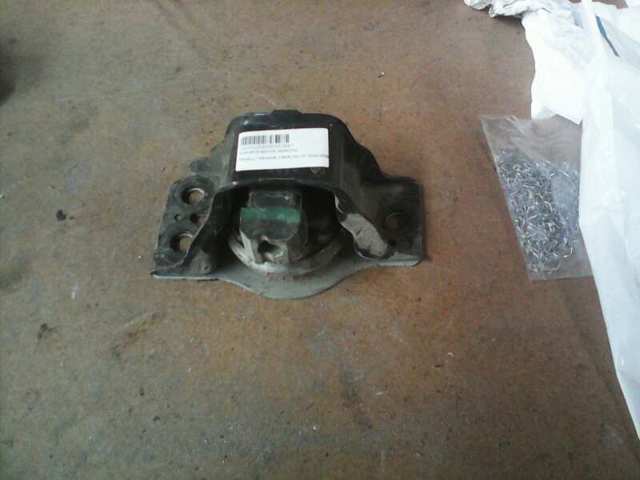 8200592642 Renault (RVI)