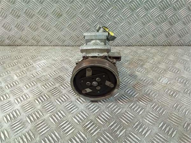 Sprężarka klimatyzacji 8200600122 RENAULT
