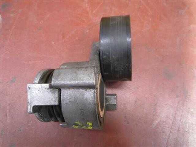 Napinacz paska napędowego 8200608550 RENAULT