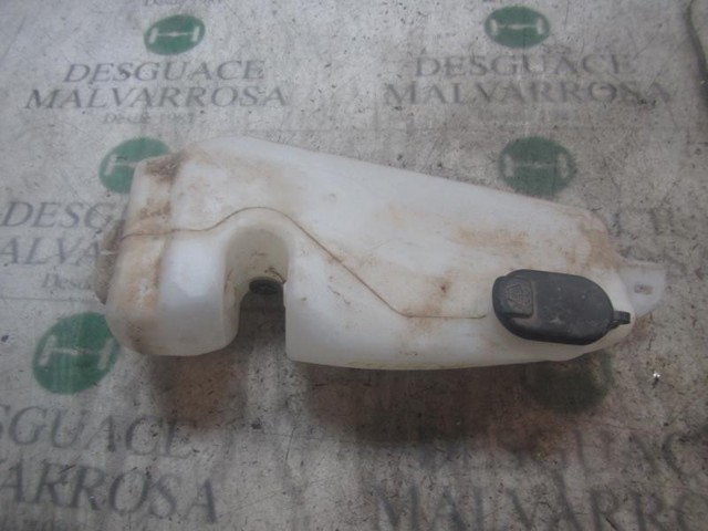 Zbiornik spryskiwaczy Dacia Sandero