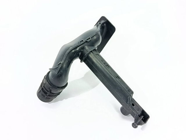 Wlot powietrza do filtra powietrza Renault Kangoo 2 FW0