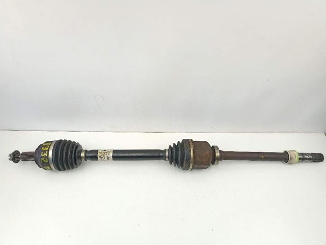 Półoś napędowa przednia prawa 8200618168 RENAULT