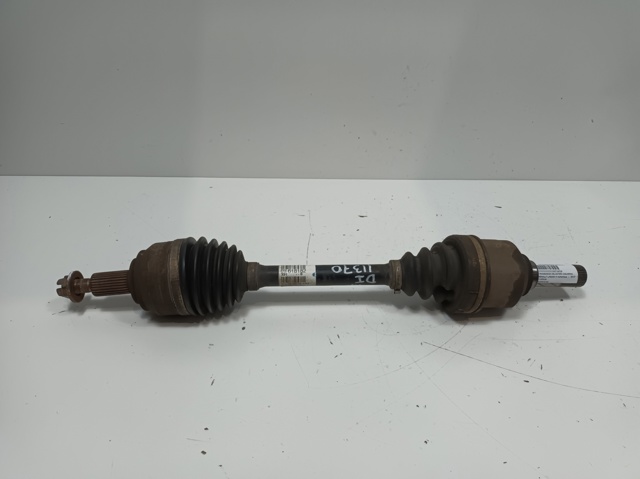Półoś napędowa przednia lewa 8200618182 RENAULT
