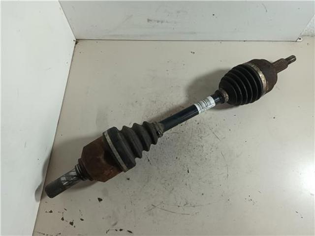 Półoś napędowa przednia lewa 8200618182 RENAULT