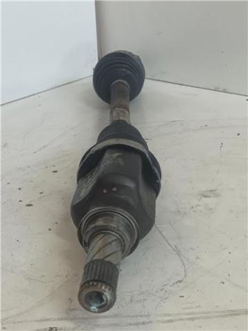 Półoś napędowa przednia lewa 8200623806 RENAULT
