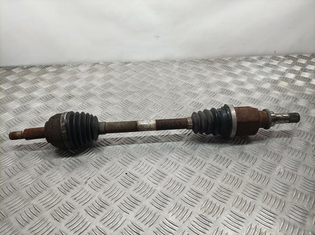 Półoś napędowa przednia lewa 8200623806 RENAULT