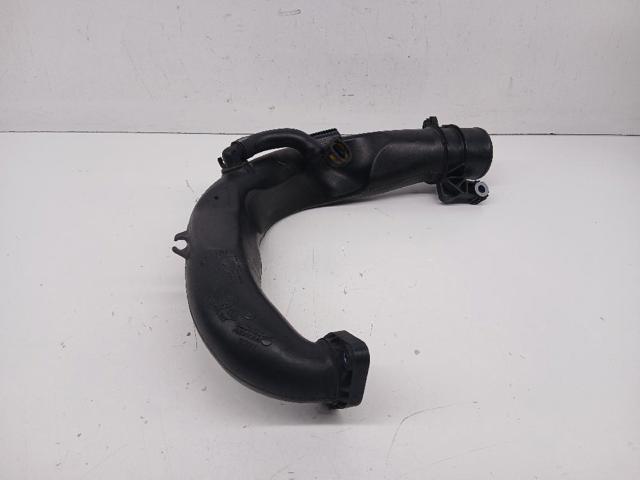 Króciec powietrza, wlot do turbiny (doładowanie) 8200645723 NISSAN