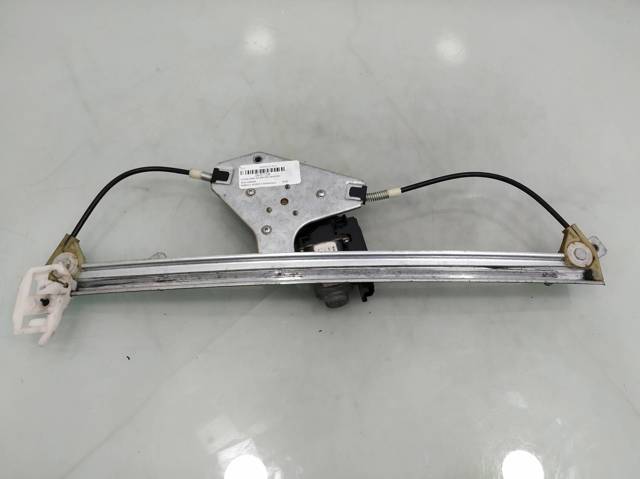Mechanizm podnoszenia szyby drzwi przednich prawych 8200646840 RENAULT