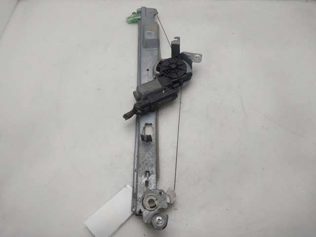 Mechanizm podnoszenia szyby drzwi przednich lewych 8200646841 RENAULT