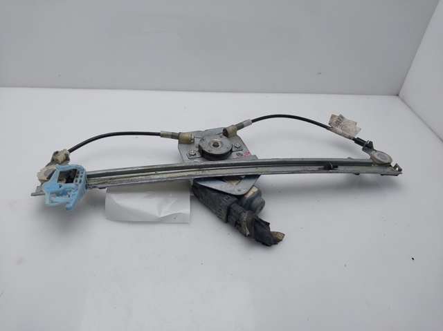 Mechanizm podnoszenia szyby drzwi przednich lewych 8200646841 RENAULT