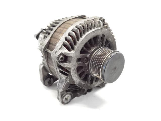 Alternator 8200660057 RENAULT
