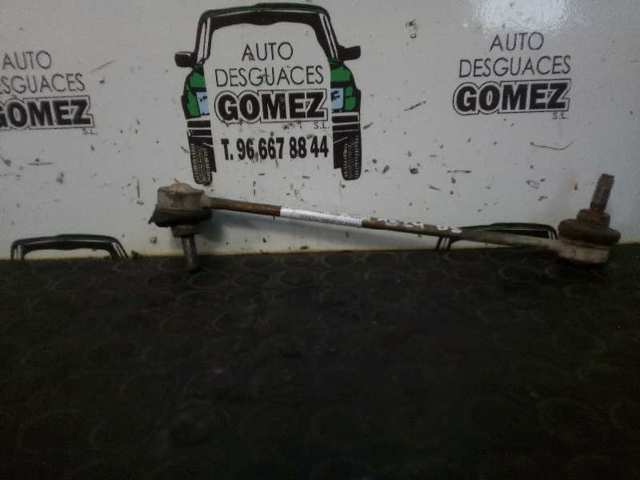 Łącznik stabilizatora przedniego 8200661217 RENAULT