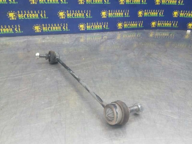 Łącznik stabilizatora przedniego 8200661217 RENAULT