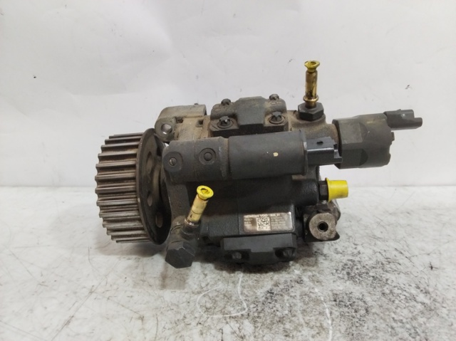 Pompa wtryskowa wysokiego ciśnienia 8200663258 RENAULT