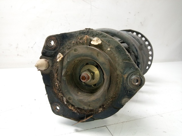 Amortyzator przedni 8200663650 RENAULT