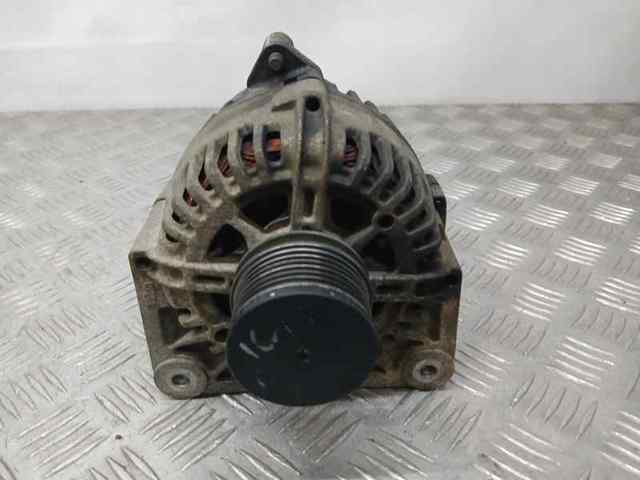 Alternator 8200667608 NISSAN