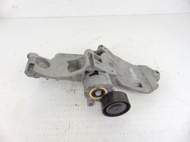 Wspornik alternatora 8200669495 NISSAN
