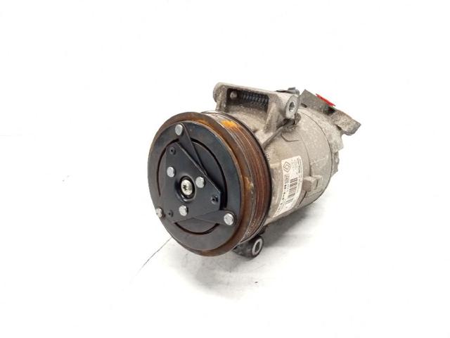 Sprężarka klimatyzacji 8200688814 RENAULT