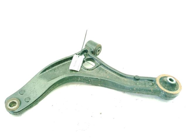 Wahacz zawieszenia przedniego dolny lewy 8200688871 RENAULT