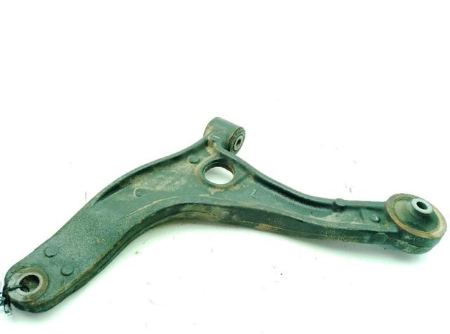 Wahacz zawieszenia przedniego dolny lewy 8200688871 RENAULT