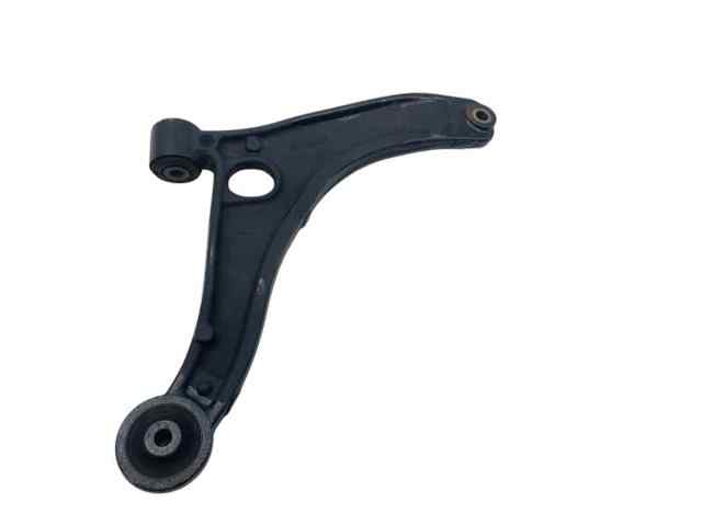 Wahacz zawieszenia przedniego dolny lewy 8200688871 RENAULT