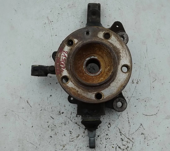 Piasta przednia 8200688970 RENAULT