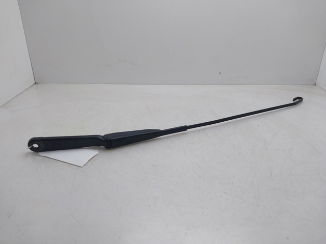 Ramię wycieraczki szyby przedniej 8200696499 RENAULT